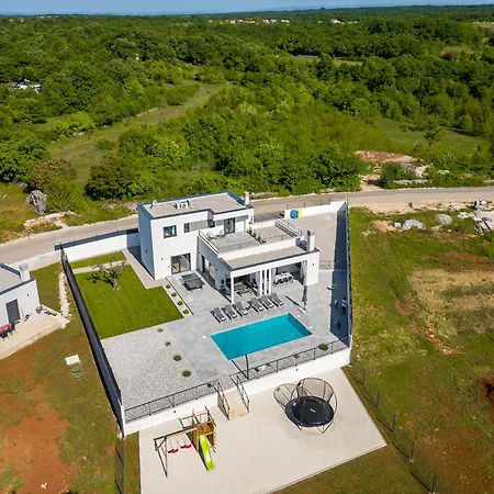 L' Escapade By Istrialux Βίλα Režanci