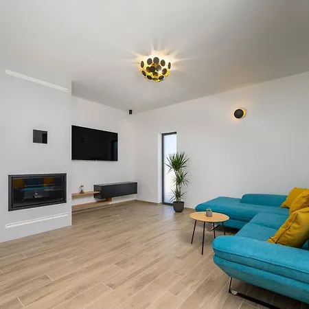 L' Escapade By Istrialux Villa *