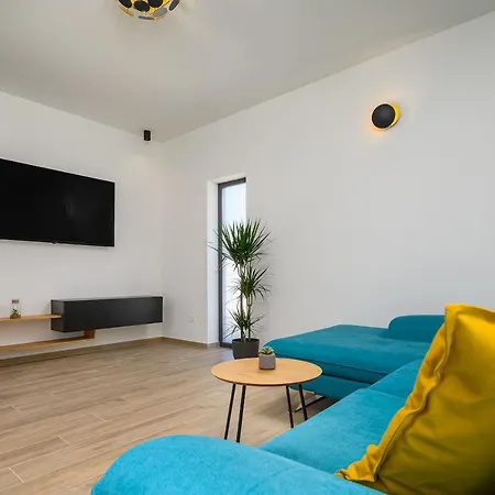 L' Escapade By Istrialux Villa *